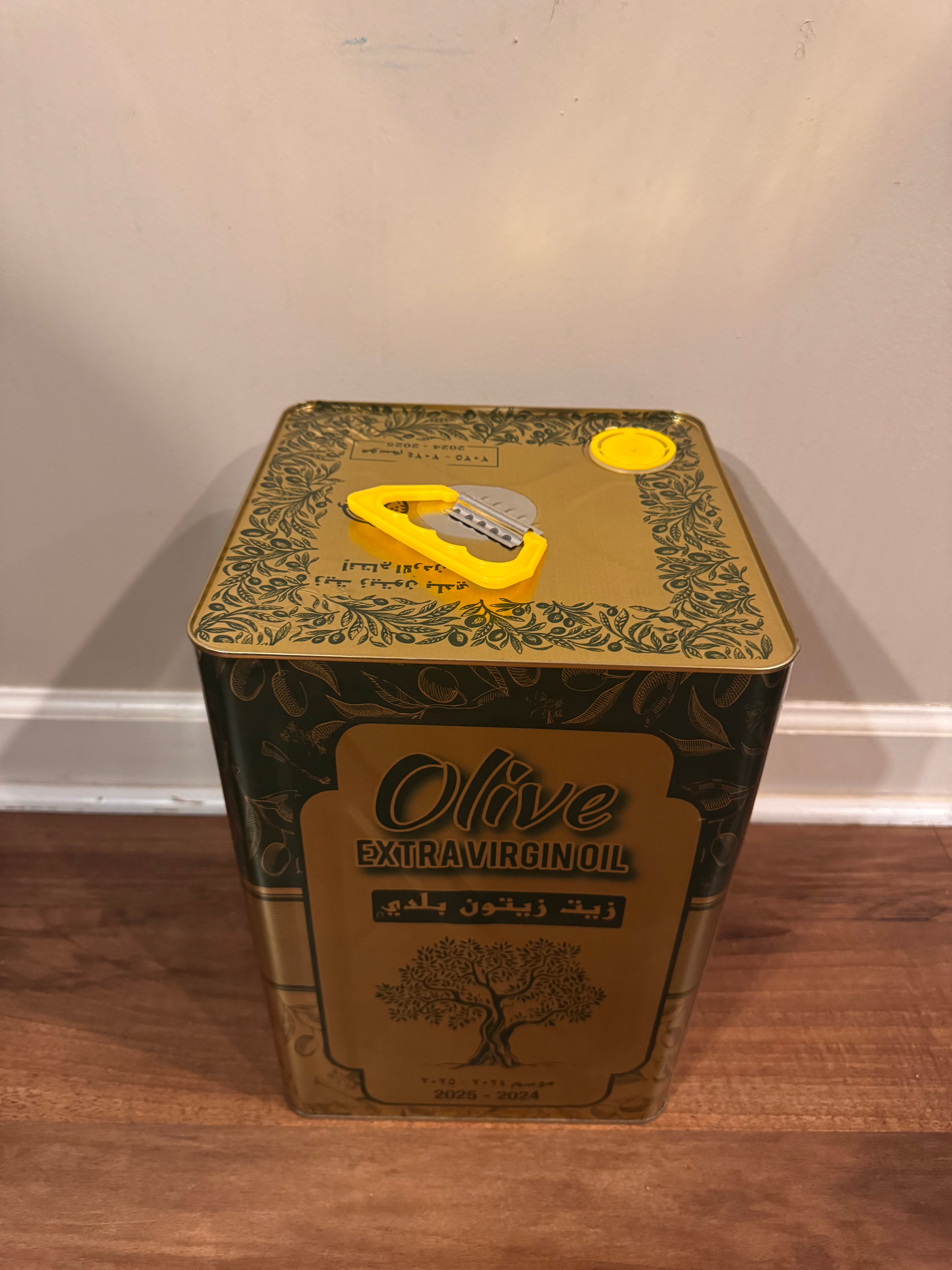 Levanto Extra Virgin Olive Oil 18.7 L Tin Can